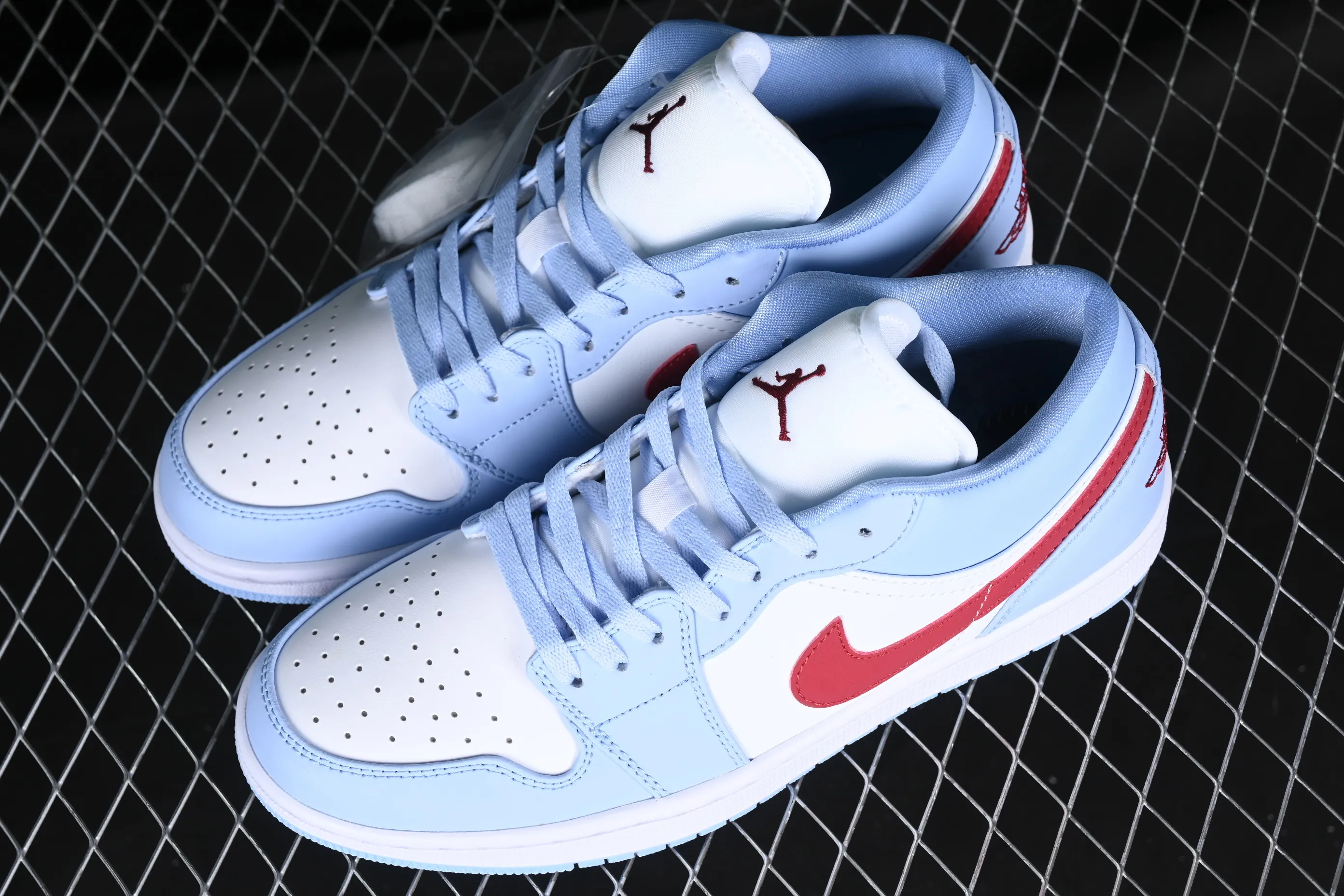 All categories Air Jordan Jordan series basketball shoes Air Jordan 1 Low Z version Air Jordan 1 Low AJ1 Joe 1 white blue red toe low-top cultural casual sneakers DC0774-164